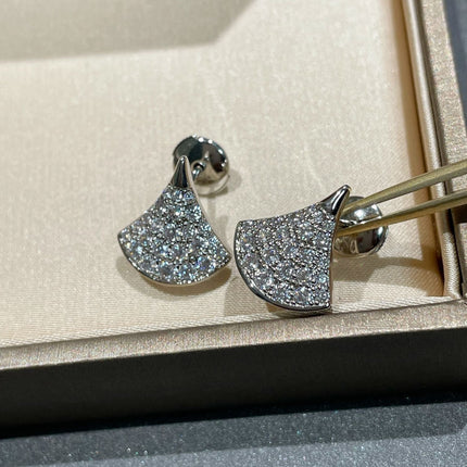 DREAM STUD EARRINGS DIAMOND