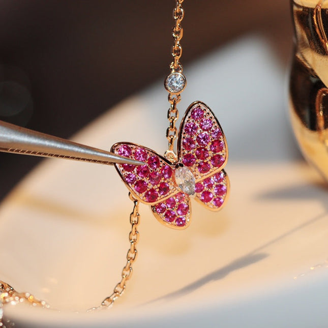 BUTTERFLY RED DIAMOND PINK GOLD NECKLACE