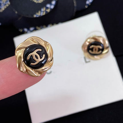 DOUBLE C MINI STUD GOLD BLACK EARRINGS