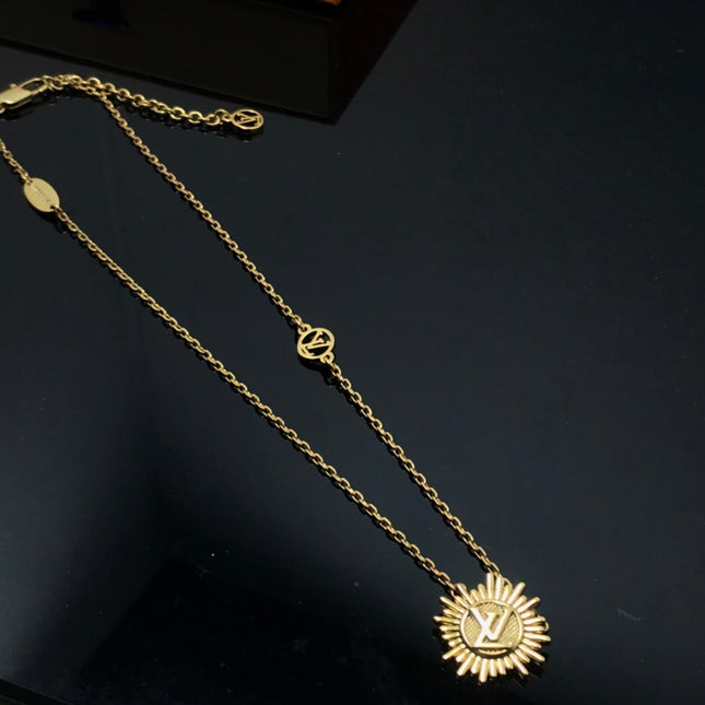 LV SUN PEDANT GOLD NECKLACE