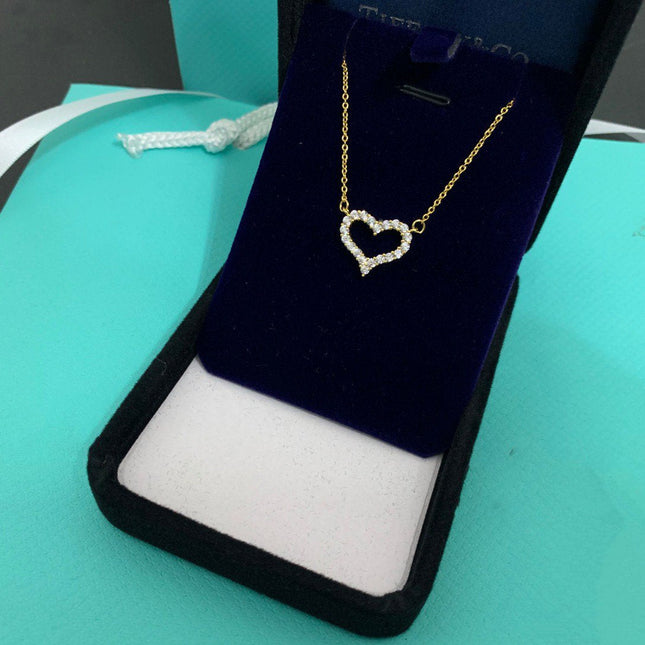 LARGE DIAMOND HEART NECKLACE