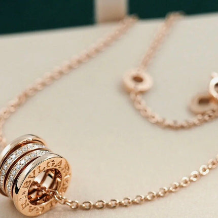 ZERO 1 PINK GOLD DIAMOND NECKLACE