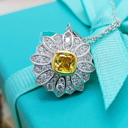 FLOWER PEDANT YELLOW DIAMOND SILVER NECKLACE