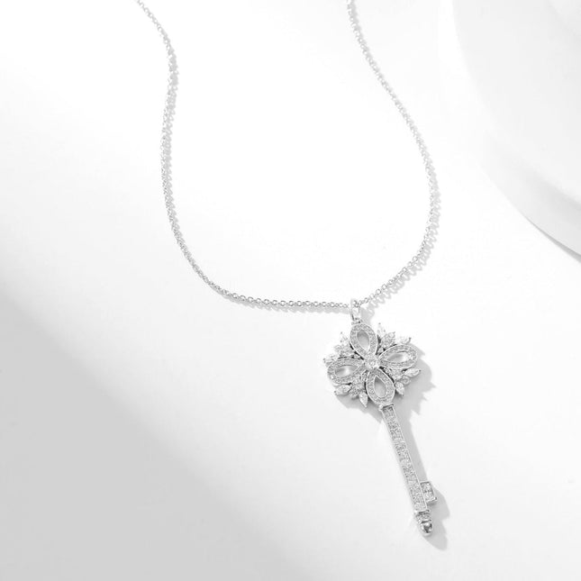 KEY VICTORY SILVER DIAMOND NECKLACE