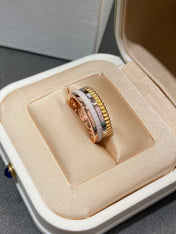QUATRE WHITE EDITION PINK GOLD RING