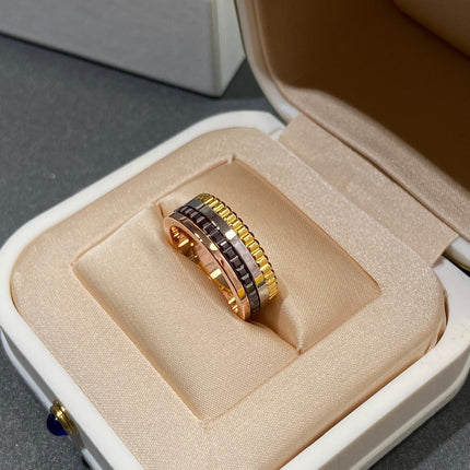 QUATRE BLACK EDITION PINK GOLD RING