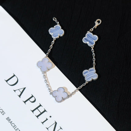 CLOVER 5 MOTIF SILVER CHALCEDONY BRACELET