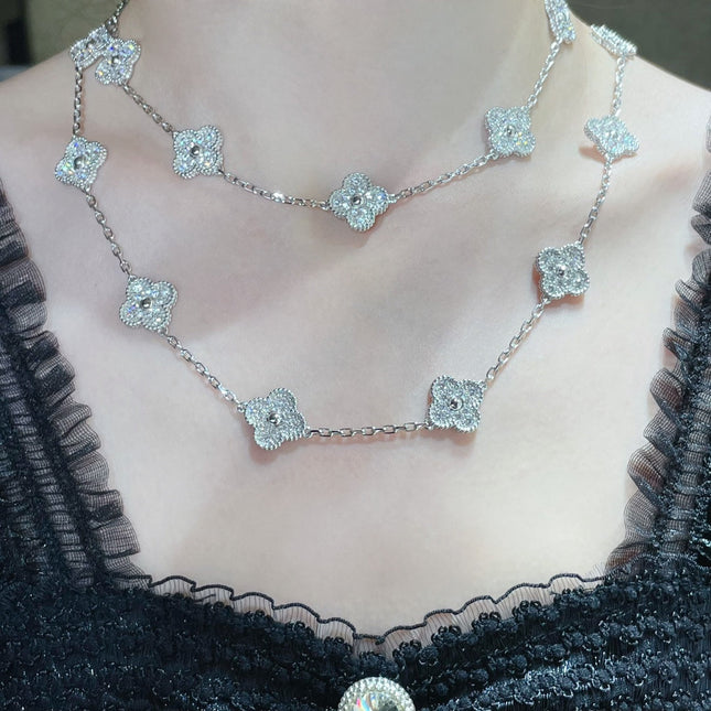 CLOVER 20 MOTIF DIAMOND NECKLACE