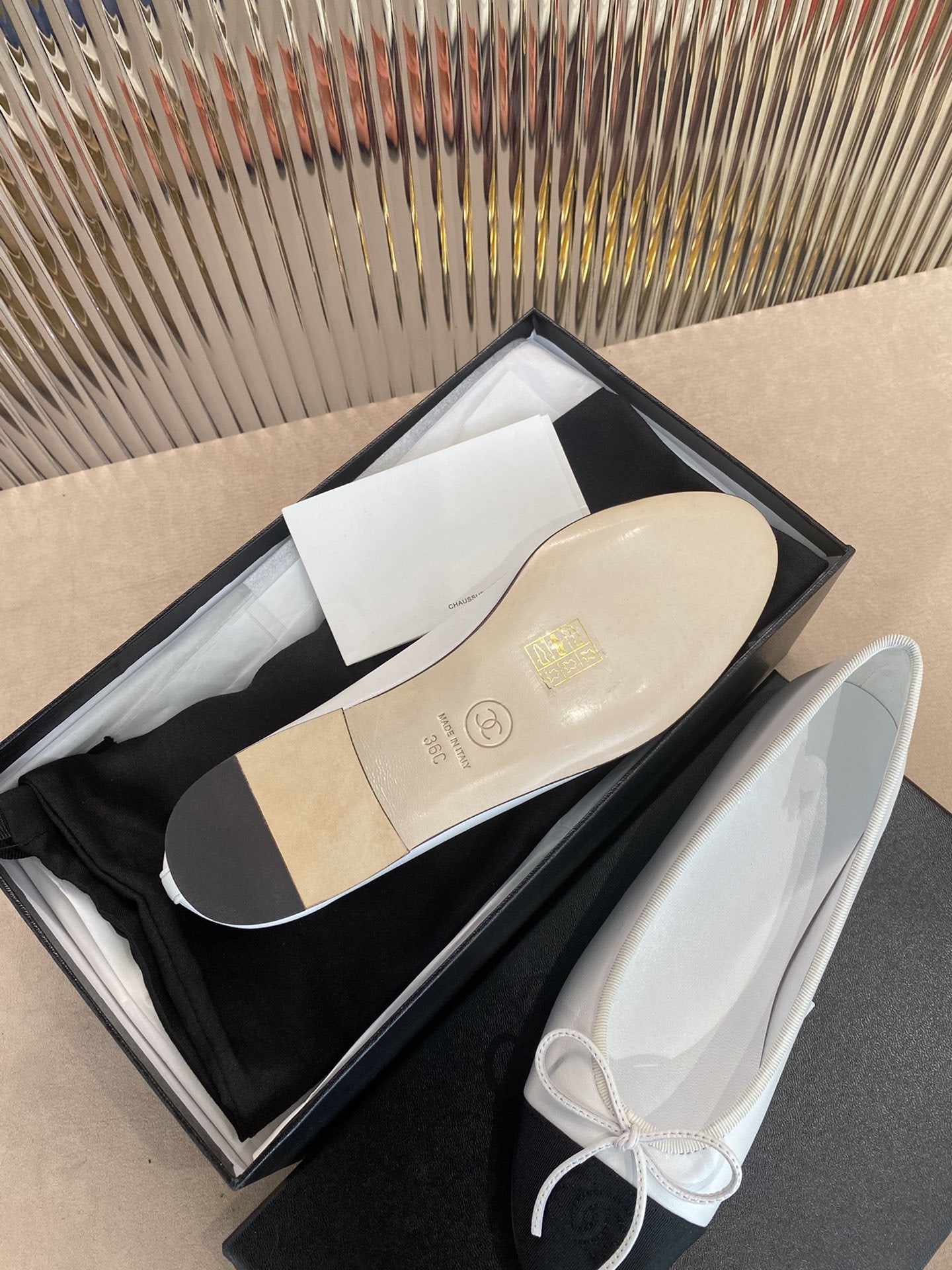 BALLET FLATS WHITE BLACK LAMBSKIN CANVAS