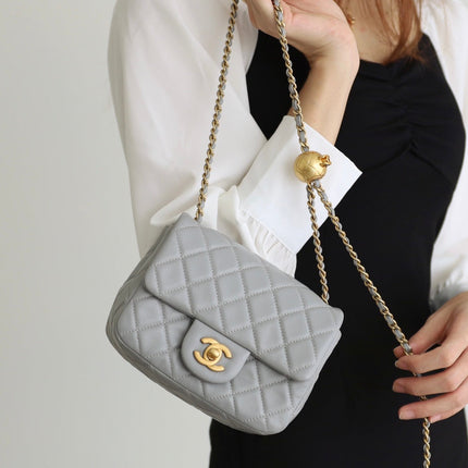 FLAP BAG 17CM GREY LAMBSKIN GOLD HARDWARE