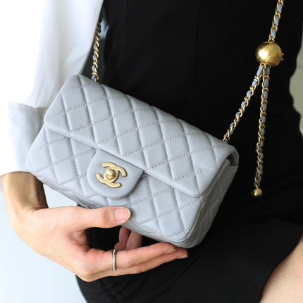 FLAP BAG 20CM GREY LAMBSKIN GOLD HARDWARE