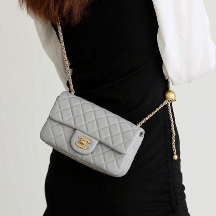 FLAP BAG 20CM GREY LAMBSKIN GOLD HARDWARE