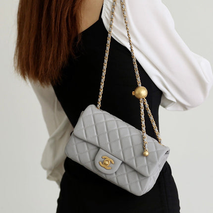 FLAP BAG 20CM GREY LAMBSKIN GOLD HARDWARE