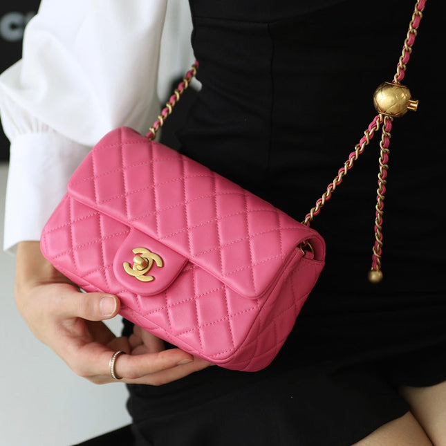 FLAP BAG 20CM PINK LAMBSKIN GOLD HARDWARE