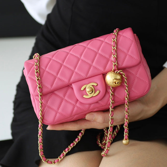 FLAP BAG 20CM PINK LAMBSKIN GOLD HARDWARE