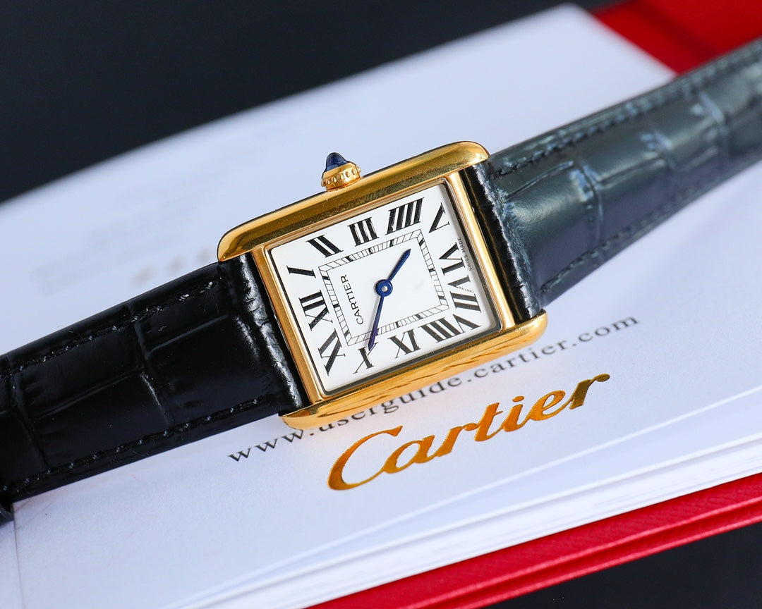 TANK MUST SMALL GOLD LEATHER STRAP WHITE DIAL
