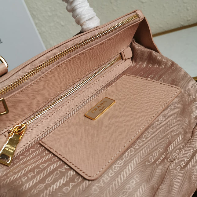 MEDIUM GALLERIA 28 BEIGE SAFFIANO LEATHER