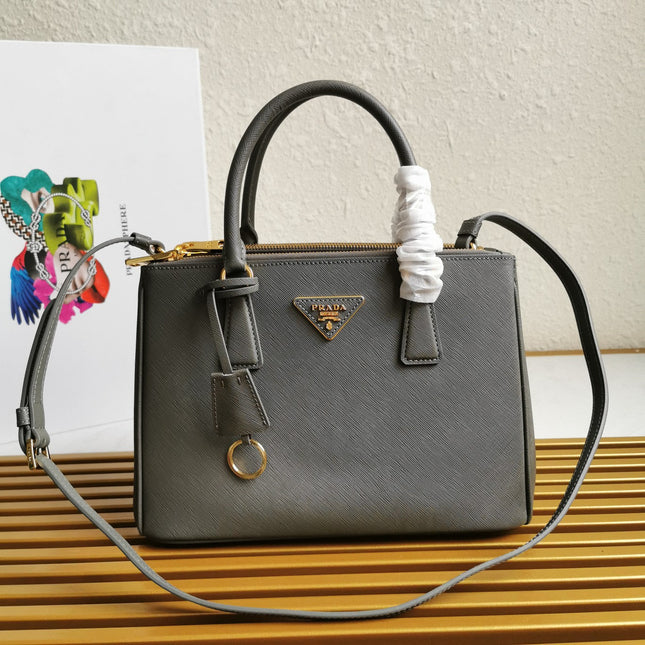 MEDIUM GALLERIA 28 GREY SAFFIANO LEATHER