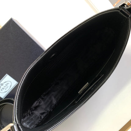 CLEO 30 BLACK BRUSHED LEATHER SHOULDER BAG