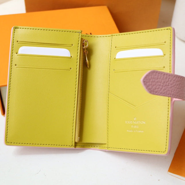 VERTICAL COMPACT WALLET PINK CAPUCINES