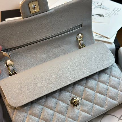 FLAP BAG 25CM GOLD HARDWARE GREY CAVIAR