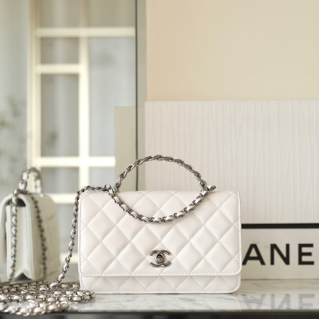 CC WOC 19 WHITE LAMBSKIN SILVER HARDWARE