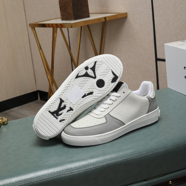 LV RIVOLI SNEAKER WHITE GREY