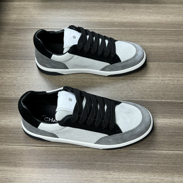 CC TRAINERS CALFSKIN WHITE GREY