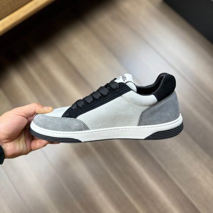 CC TRAINERS CALFSKIN WHITE GREY