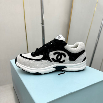 CC SNEAKER TRAINER BLACK WHITE