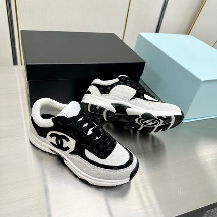 CC SNEAKER TRAINER BLACK WHITE