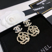 CHANEL 26S DOUBLE C LOGO PEARL HEART DROP EARRINGS WITH CRYSTAL DETAIL IN GOLD METAL 633326