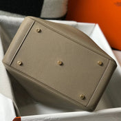 HM LINDY 30 BAG IN PEANUT BROWN CALFSKIN GOLD HARDWARE