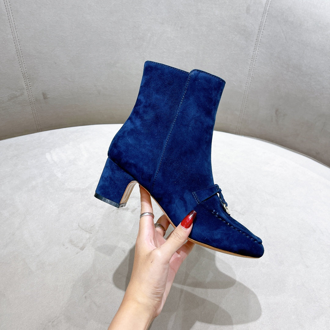 LP CHARMS ANKLE BOOTS METAL LOCK COBALT SUEDE