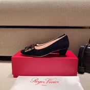 BELLE VIVIER PUMPS IN BLACK SUEDE TORTOISESHELL BUCKLE