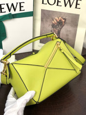 SMALL PUZZLE 24 BAG IN CLASSIC MEADOW GREEN CALFSKIN