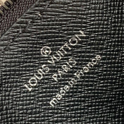 ANPHA WEARABLE WALLET 18 IN BLACK MONOGRAM ECLIPSE REVERSE CALFSKIN
