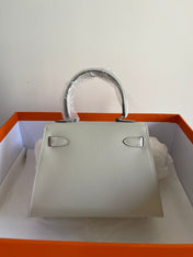 KELLY MINI 20 BAG IN OAT TAN CALFSKIN WITH SILVER HARDWARE
