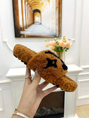 LV FLAT SLIPPER IN GINGERBREAD BROWN MIX BLACK SHEARLING