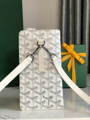 MONTMARTRE GM CASE 18 IN WHITE GOYARDINE CANVAS