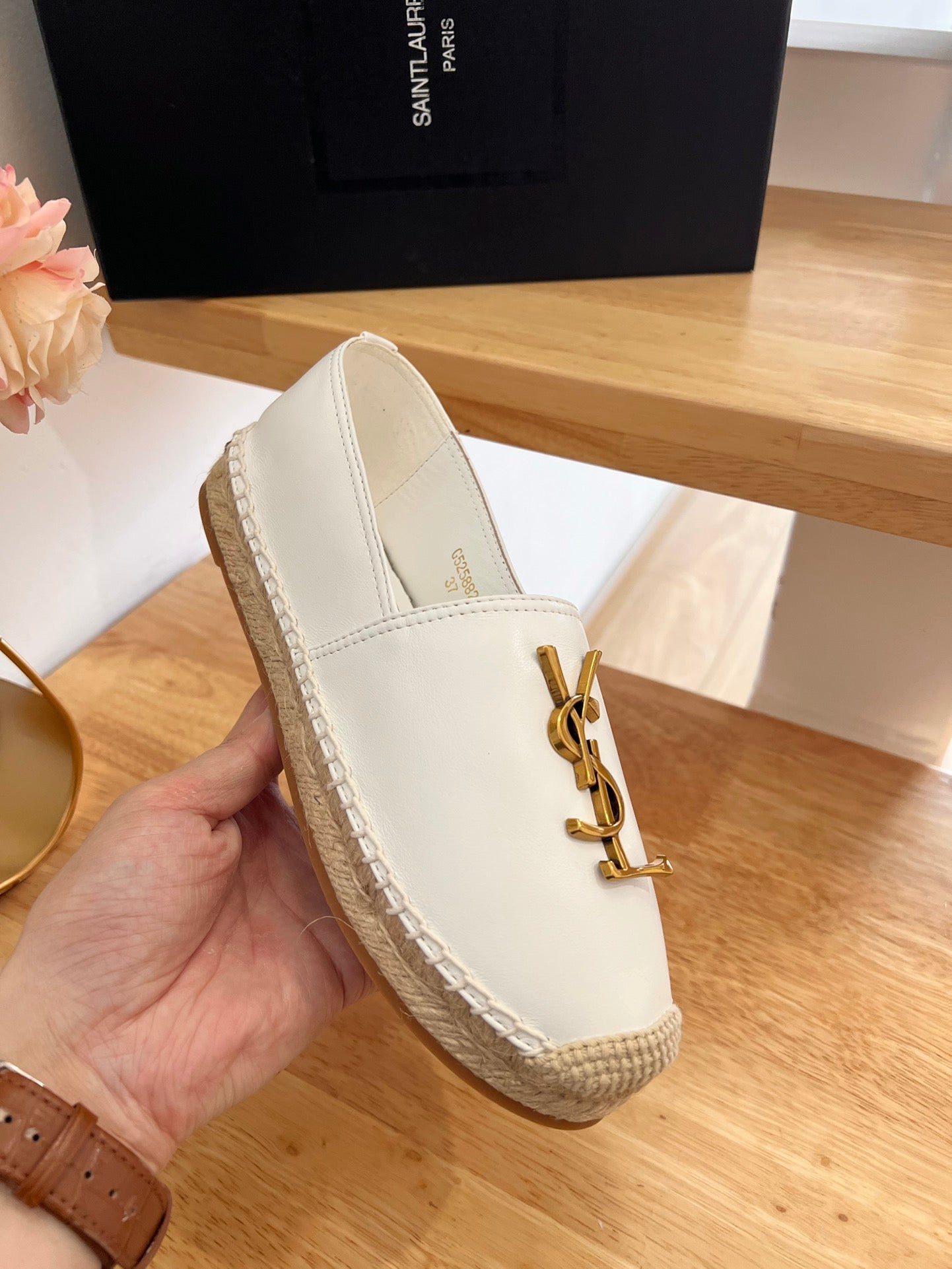 SL YVES LOGO SLIP ON WHITE CALFSKIN