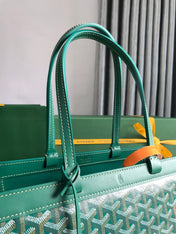 BELLECHASSE BIAUDE PM BAG 36 IN GREEN GOYARDINE CANVAS AND CALFSKIN TRIM