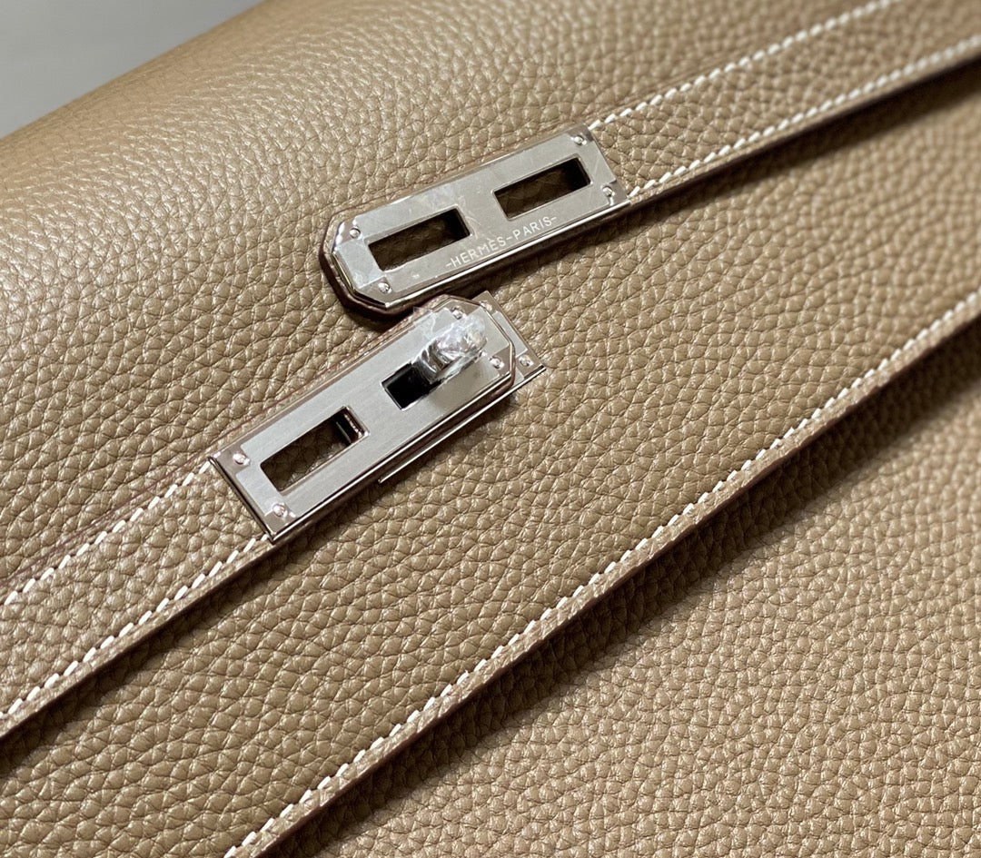 KELLY DEPECHES 34 BRIEFCASE IN ETOUPE TOGO CALFSKIN SILVER HARDWARE