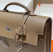 KELLY DEPECHES 34 BRIEFCASE IN ETOUPE TOGO CALFSKIN SILVER HARDWARE