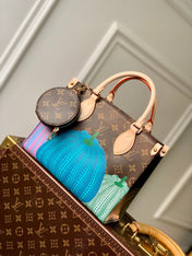 LV x YK ONTHEGO 25 IN BROWN MONOGRAM COATED CANVAS AND CALFSKIN PUMPKIN PATTERN