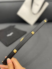 CL SMALL 18 MM TRIOMPHE BELT IN TAURILLON BLACK LEATHER GOLD HARDWARE