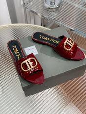 FLAT SLIDE IN WINE RED METALLIC CALFSKIN
