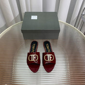 FLAT SLIDE IN WINE RED METALLIC CALFSKIN