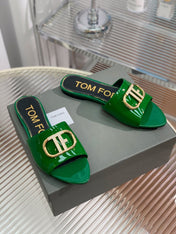 FLAT SLIDE IN PINE GREEN METALLIC CALFSKIN