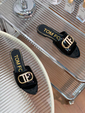 FLAT SLIDE IN BLACK METALLIC CALFSKIN